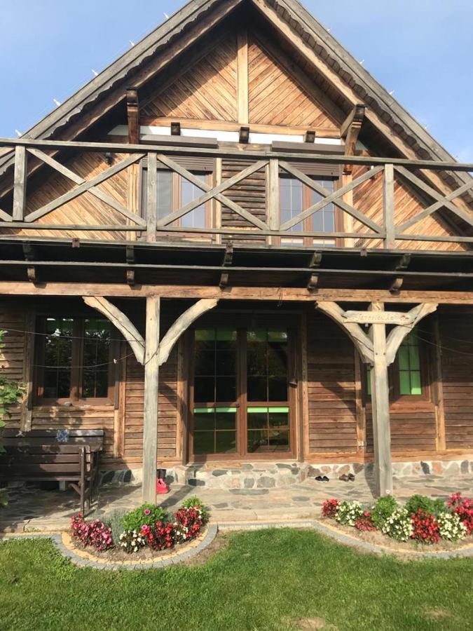 Dom Nad Jeziorem Lakorz Eksteriør bilde